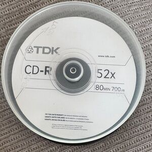 CD-R 52x - White 18 new CD-Rs